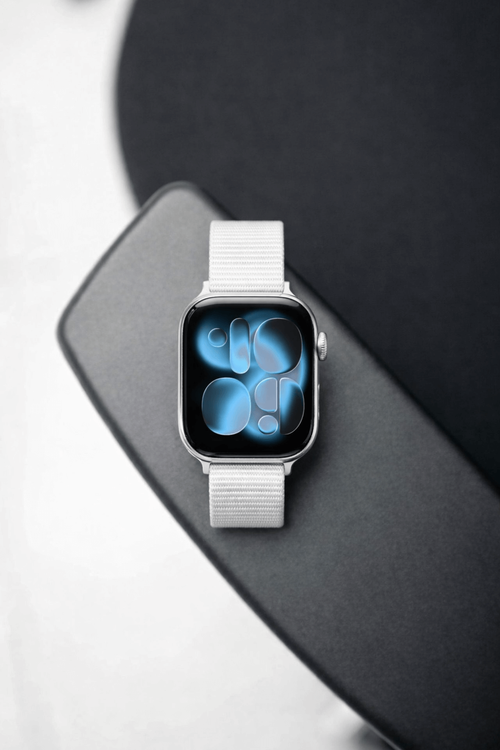 Apple Series 11 Nike Nylon Edition