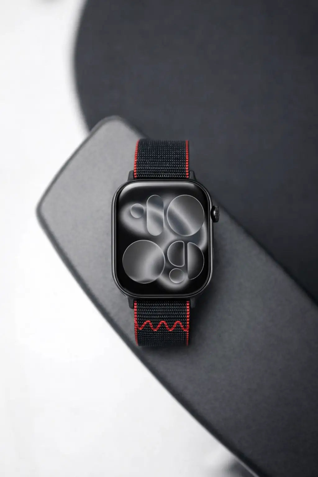 Apple Series 11 Nike Nylon Edition